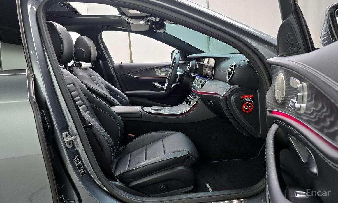 E-Class W213E350 4MATIC AMG Line 11