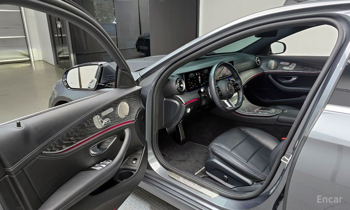 E-Class W213E350 4MATIC AMG Line 12
