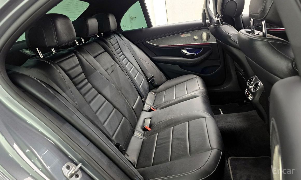 E-Class W213E350 4MATIC AMG Line 13