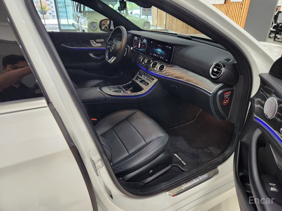 E-Class W213E350 4MATIC AMG Line 13