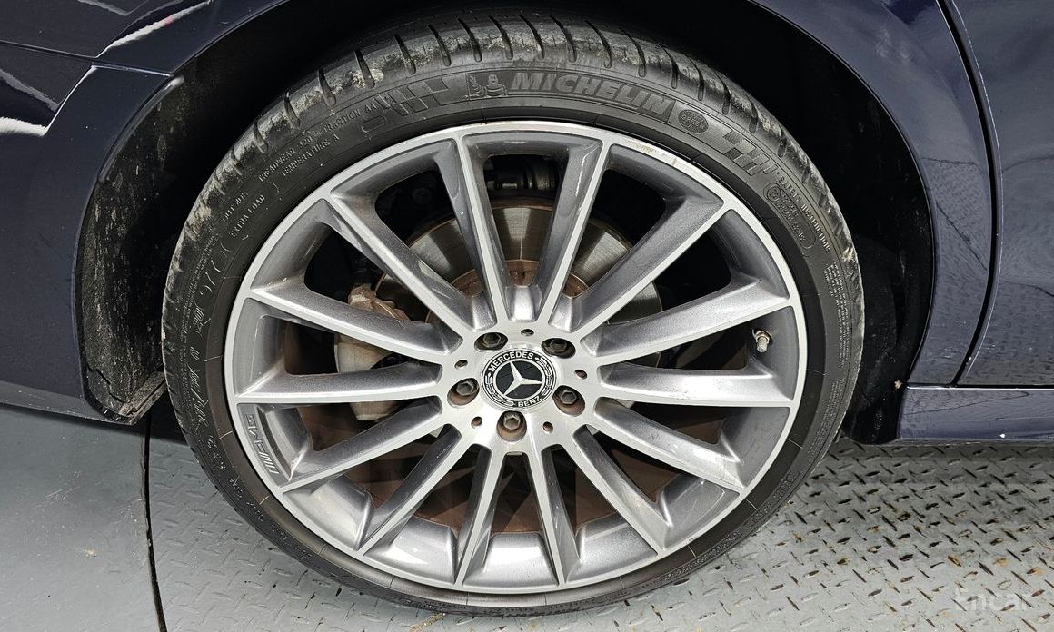E-Class W213E350 4MATIC AMG Line 6