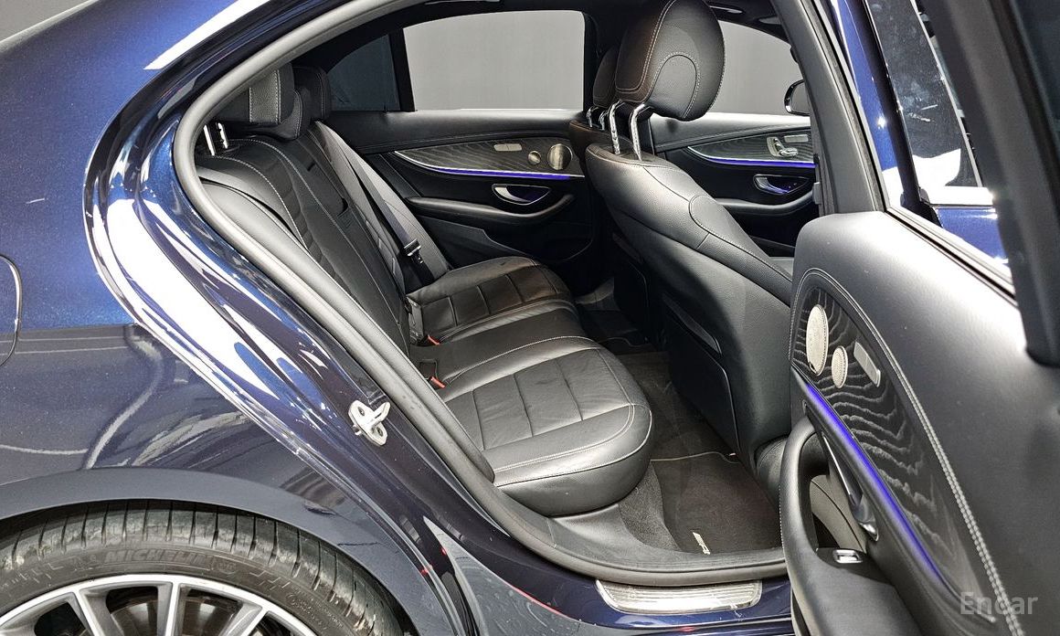 E-Class W213E350 4MATIC AMG Line 13