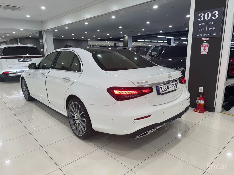 E-Class W213E350 4MATIC AMG Line 3