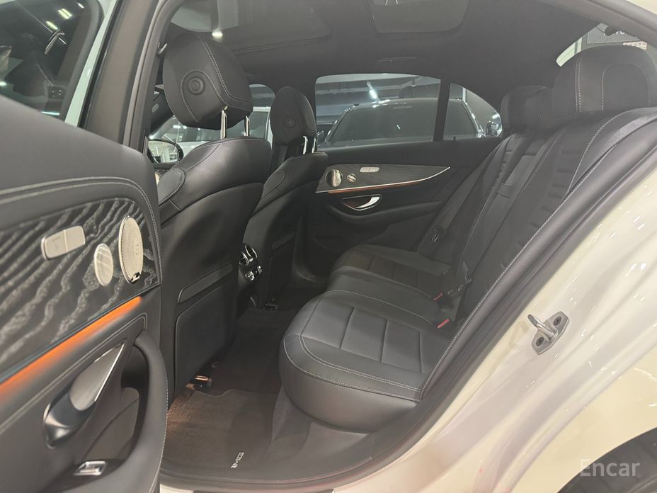 E-Class W213E350 4MATIC AMG Line 11