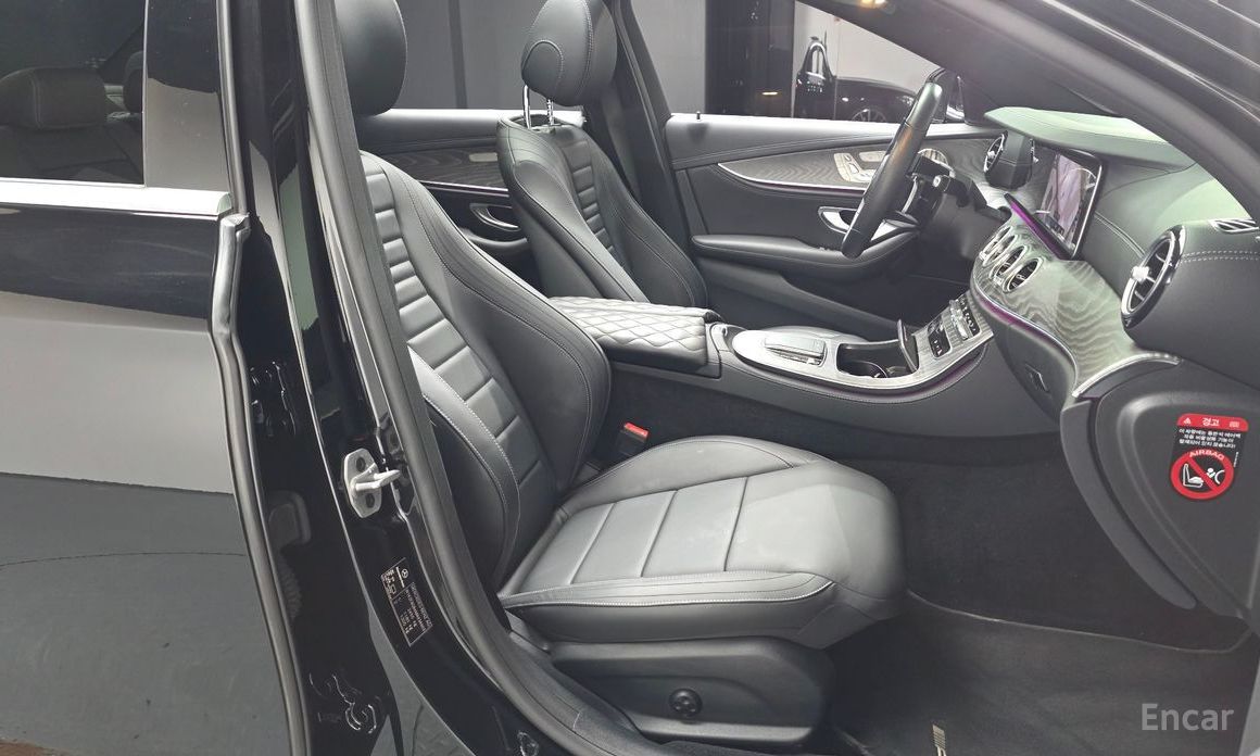 E-Class W213E350 4MATIC AMG Line 11