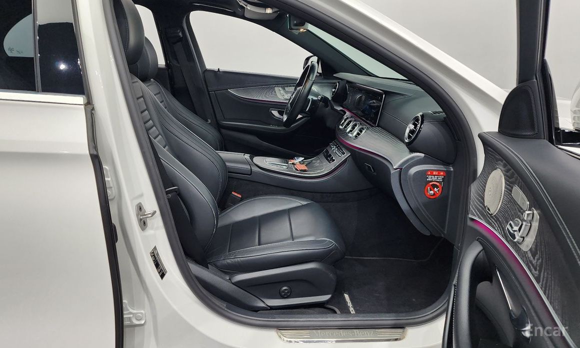 Mercedes-Benz E-Class W213E350 4MATIC AMG Line №12
