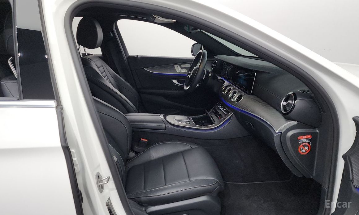 E-Class W213E350 4MATIC AMG Line 12