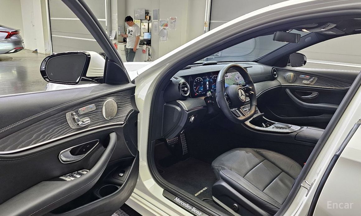 Mercedes-Benz E-Class W213E350 4MATIC AMG Line №11