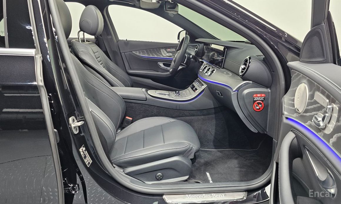 Mercedes-Benz E-Class W213E350 4MATIC AMG Line №12