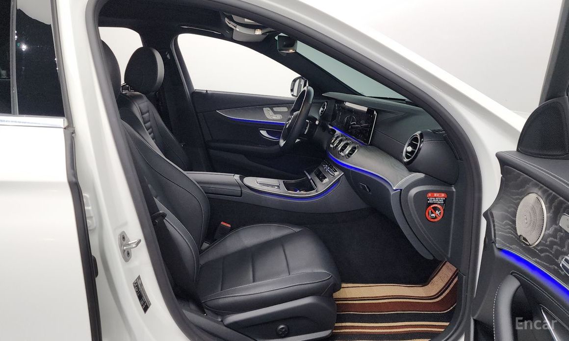E-Class W213E350 4MATIC AMG Line 12