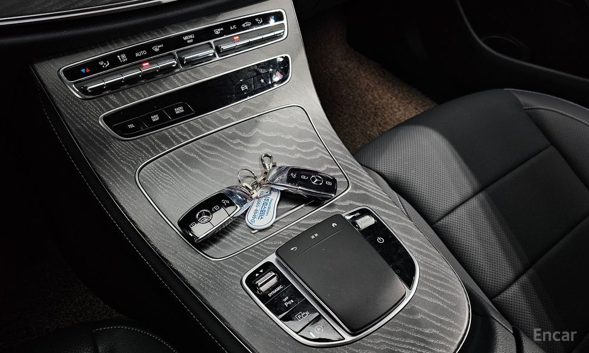 Mercedes-Benz E-Class W213E350 4MATIC AMG Line №17
