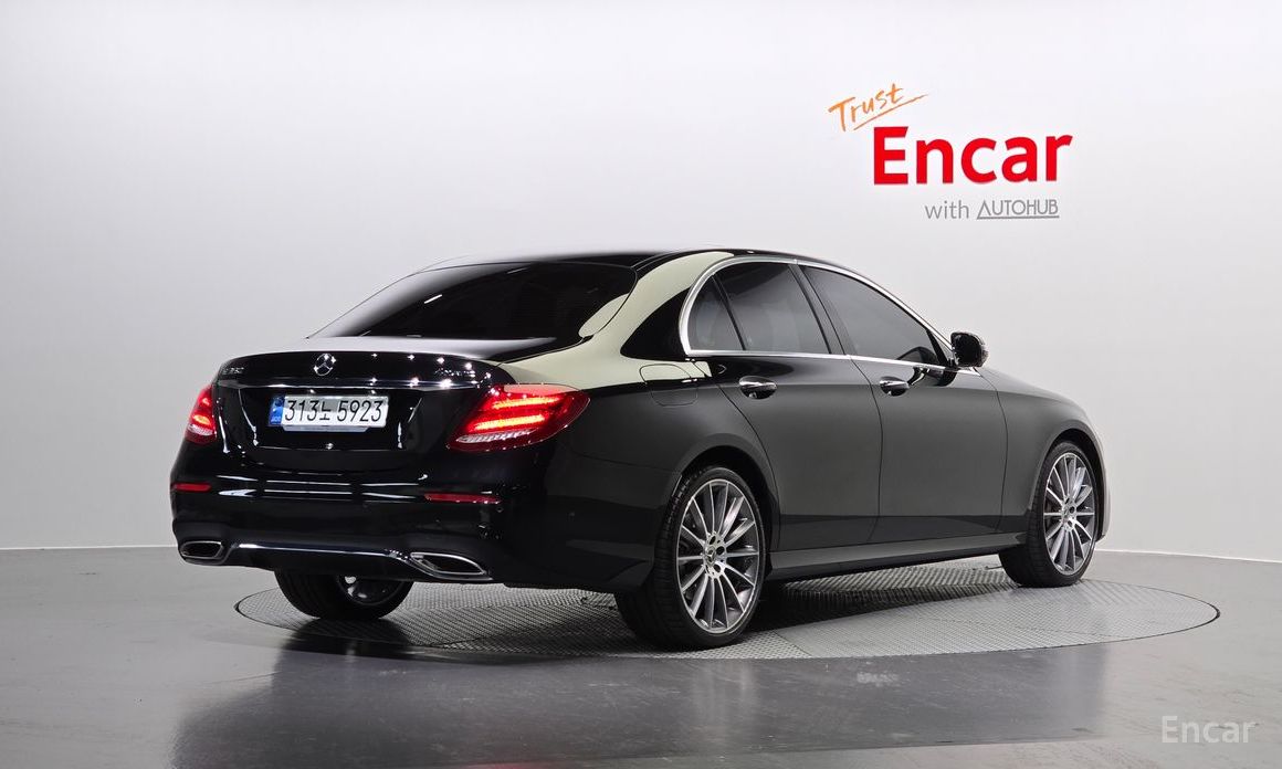 E-Class W213E350 4MATIC AMG Line 3