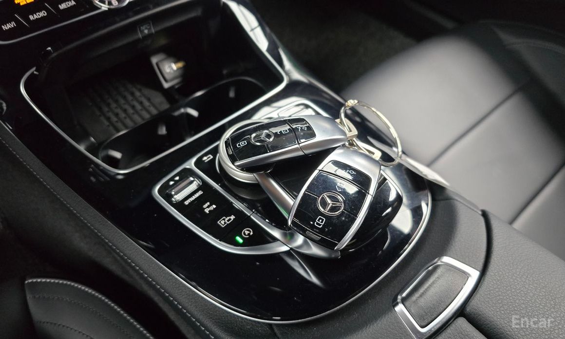 E-Class W213E350 4MATIC AMG Line 10