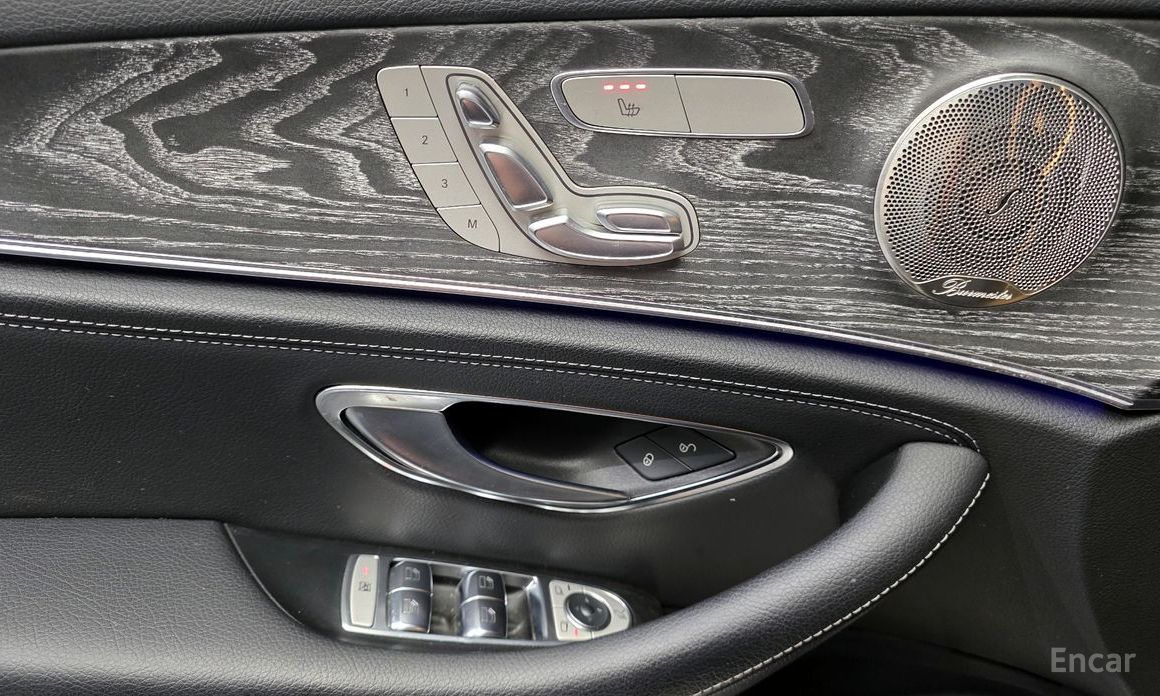 Mercedes-Benz E-Class W213E350 4MATIC AMG Line №15