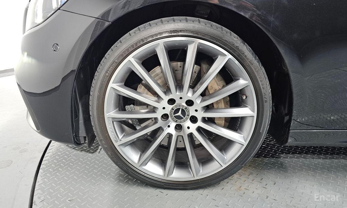 E-Class W213E350 4MATIC AMG Line 5