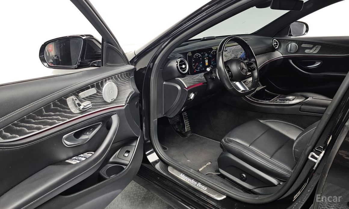 E-Class W213E350 4MATIC AMG Line 11