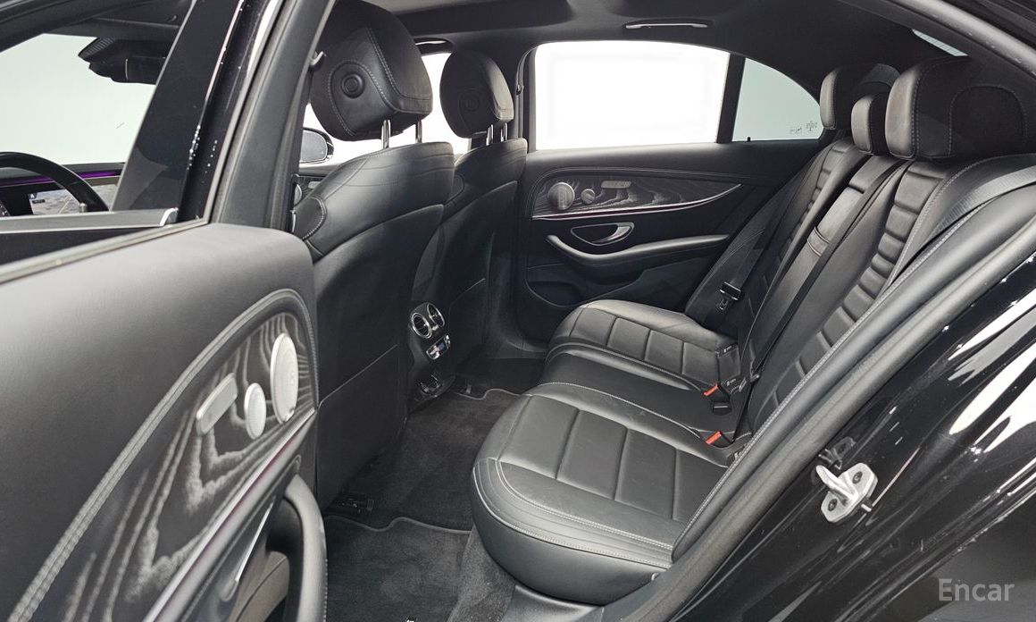 E-Class W213E350 4MATIC AMG Line 12