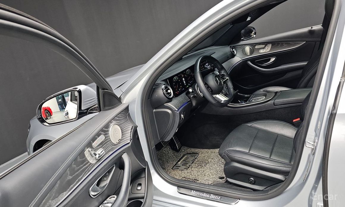 E-Class W213E350 4MATIC AMG Line 11