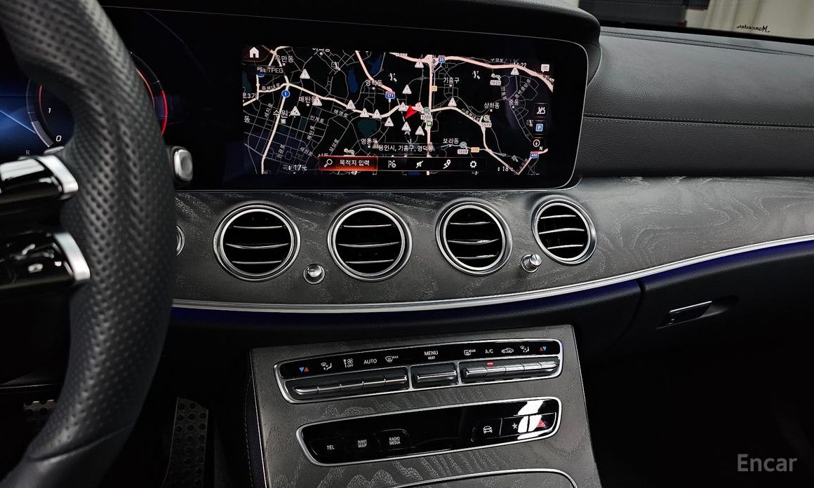 Mercedes-Benz E-Class W213E350 4MATIC AMG Line №15