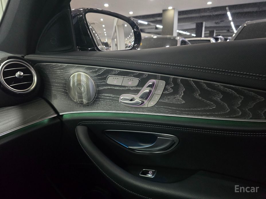 E-Class W213E350 4MATIC AMG Line 15