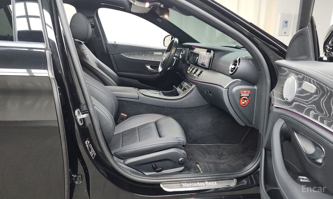 E-Class W213E350 4MATIC AMG Line Edition 12