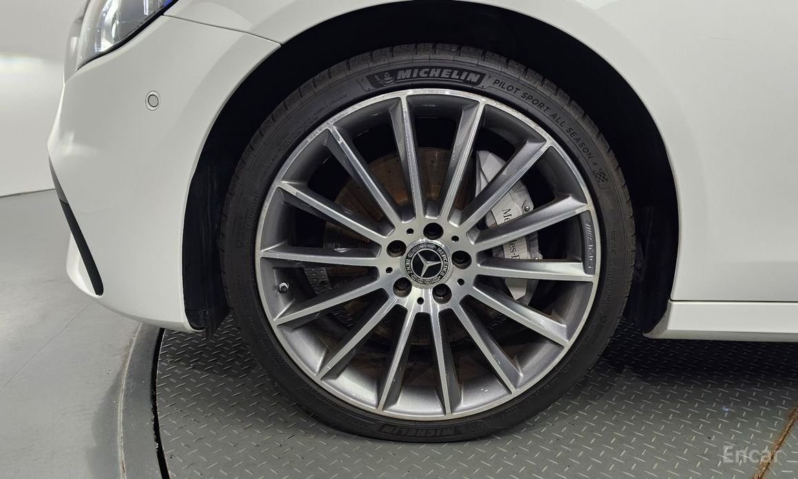 E-Class W213E350 4MATIC AMG Line Edition 6
