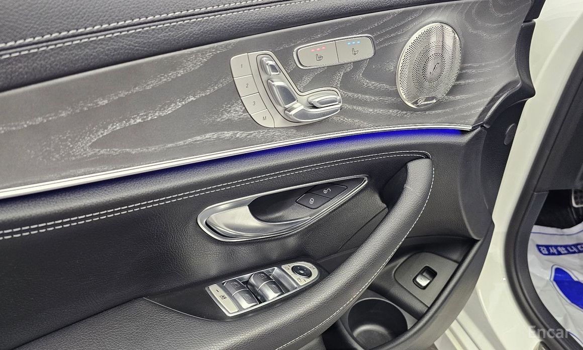 E-Class W213E350 4MATIC AMG Line Edition 14