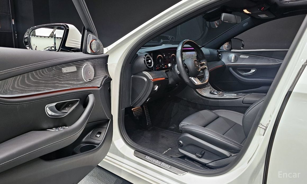 E-Class W213E350 4MATIC AMG Line Edition 12