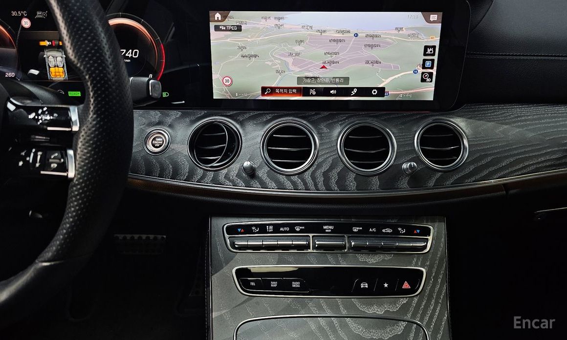 E-Class W213E350 4MATIC AMG Line Edition 15