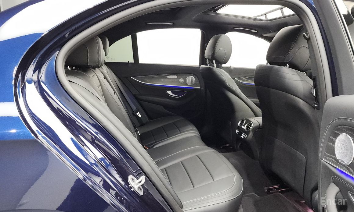 E-Class W213E350 4MATIC AMG Line Edition 13