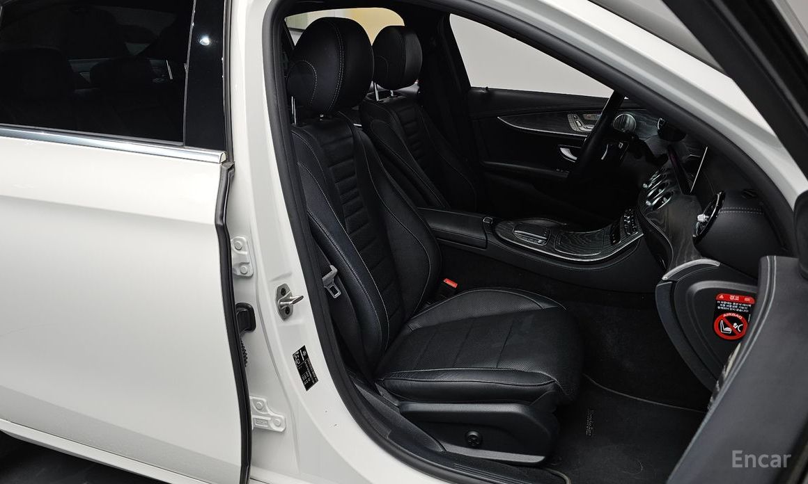 E-Class W213E350 4MATIC Avant-GARDE 11