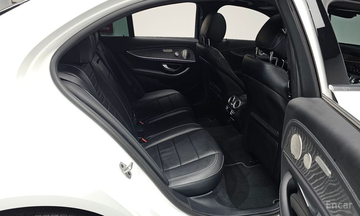 E-Class W213E350 4MATIC Avant-GARDE 12