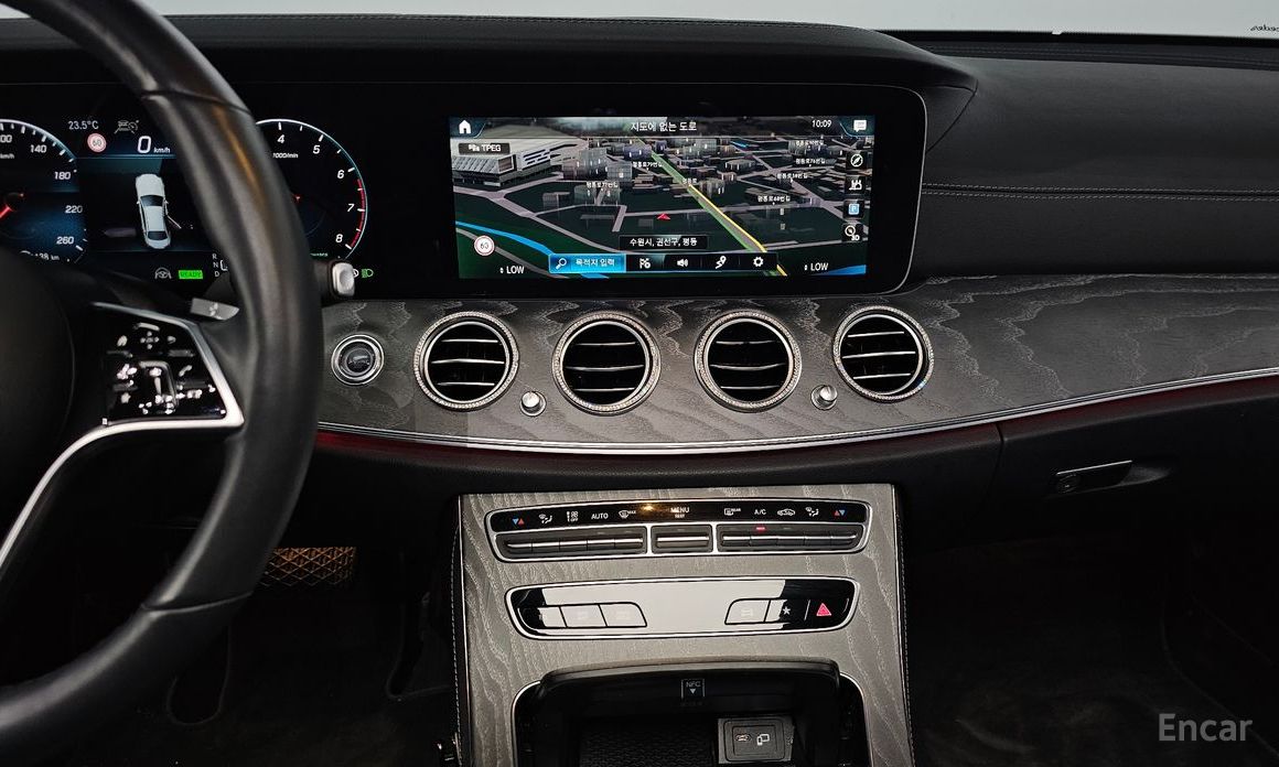 E-Class W213E350 4MATIC Avant-GARDE 15