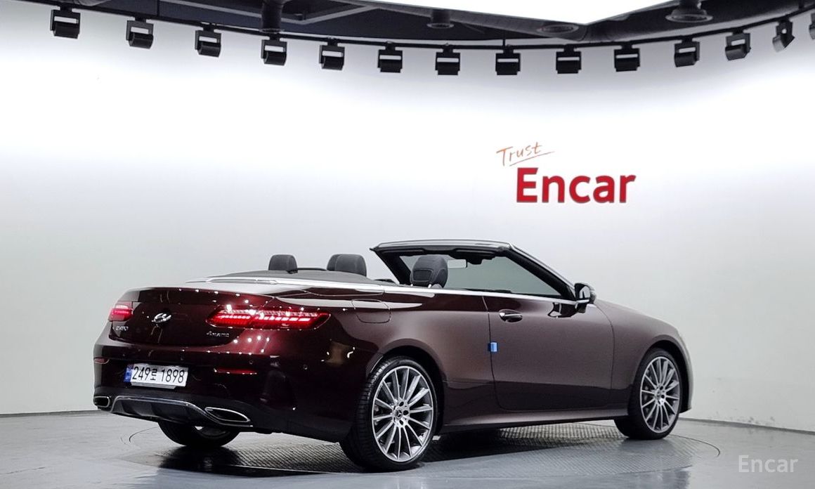 E-Class W213E450 4MATIC Cabriolet 3