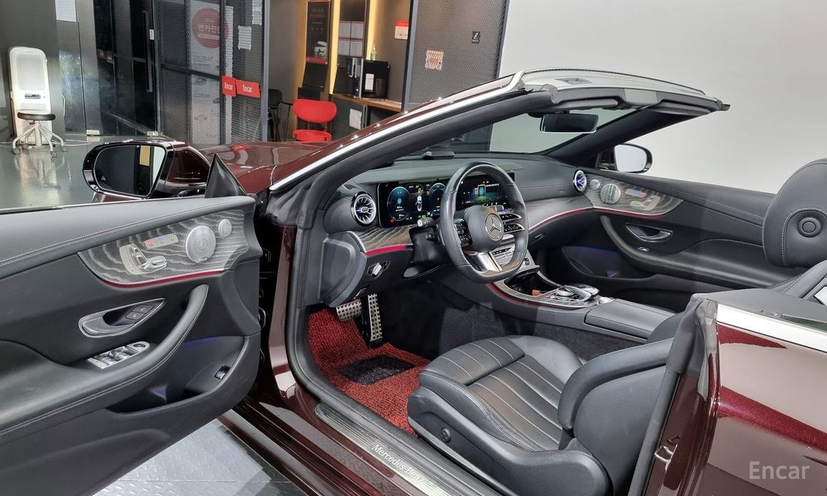E-Class W213E450 4MATIC Cabriolet 11