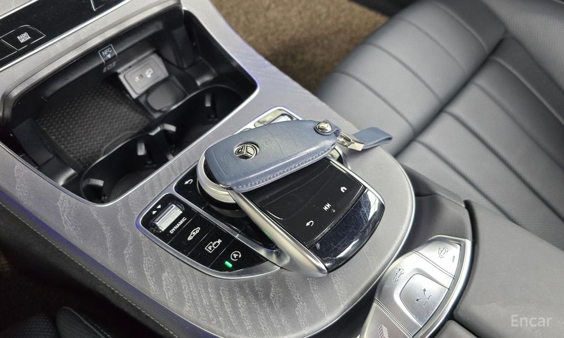 E-Class W213E450 4MATIC Cabriolet 10