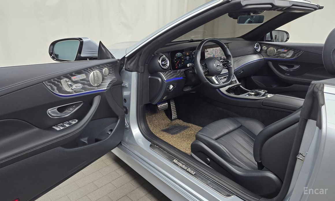E-Class W213E450 4MATIC Cabriolet 11