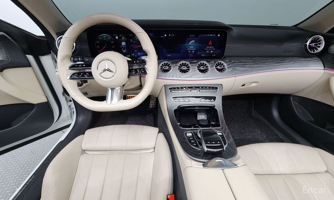 E-Class W213E450 4MATIC Cabriolet 8