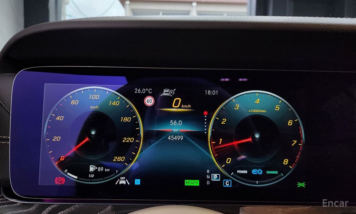 E-Class W213E450 4MATIC Cabriolet 9