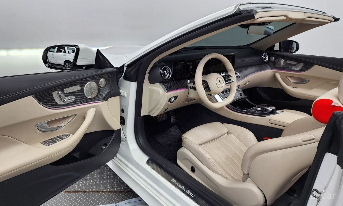 E-Class W213E450 4MATIC Cabriolet 11