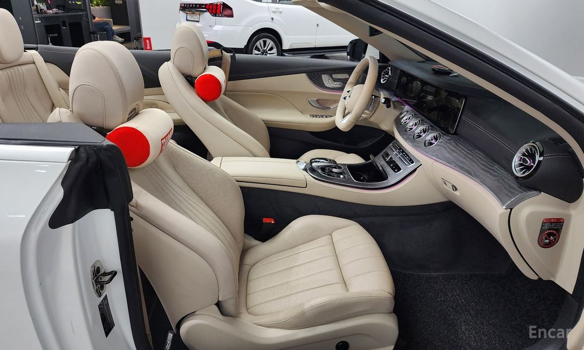E-Class W213E450 4MATIC Cabriolet 12