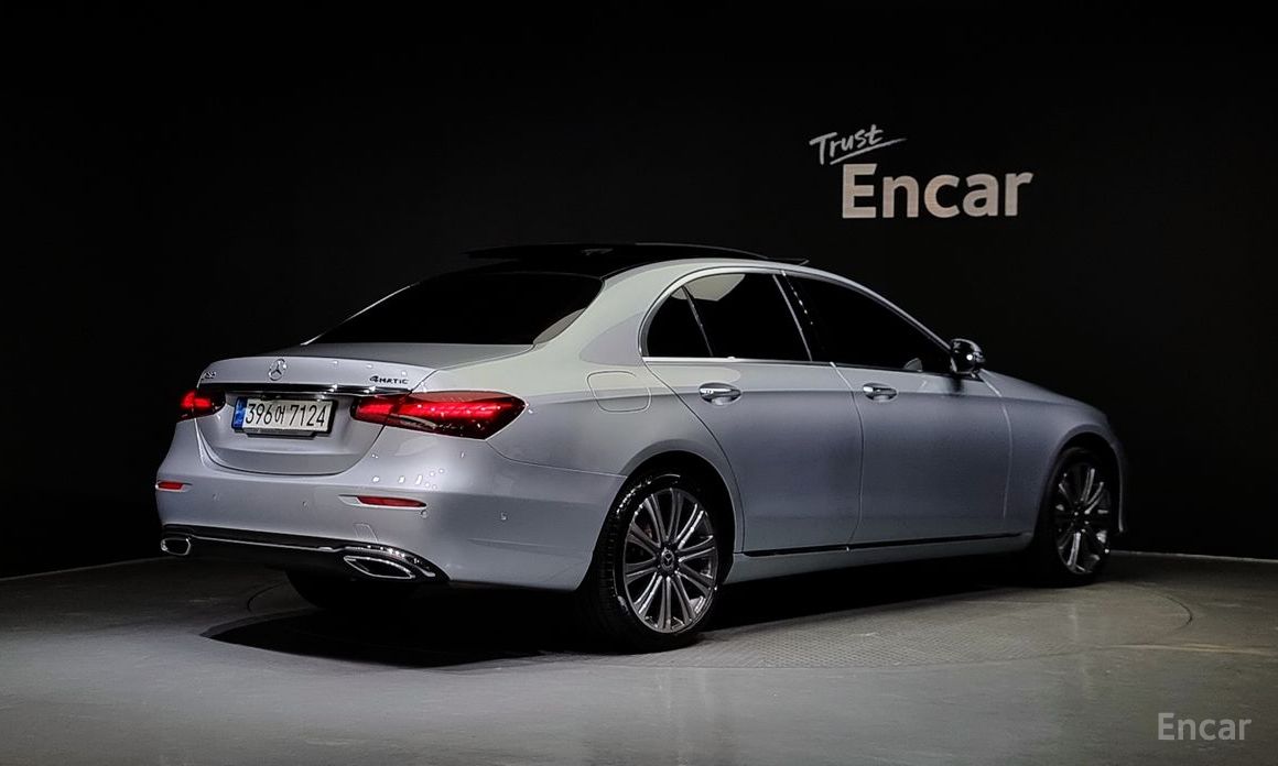 E-Class W213E450 4MATIC Exclusive 3
