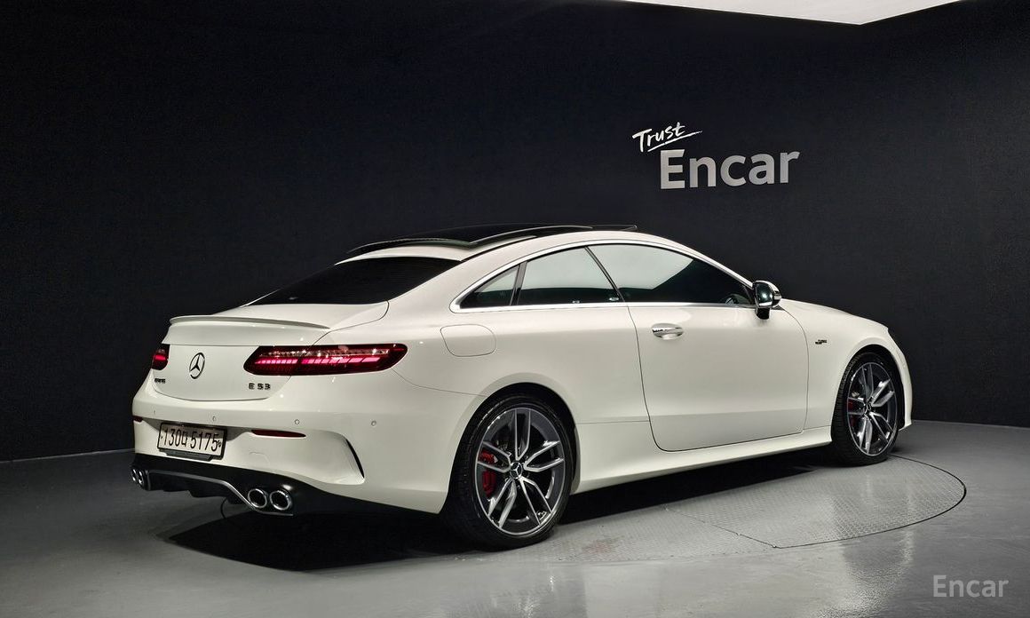 E-Class W213E53 AMG 4MATIC+ Coupe 3