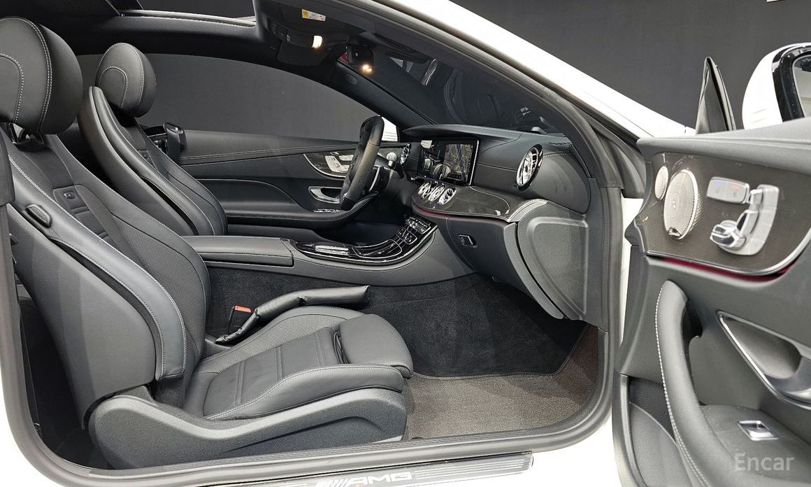 E-Class W213E53 AMG 4MATIC+ Coupe 11