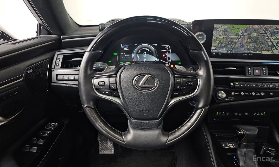 Lexus ES300h 7th Generation Executive №14