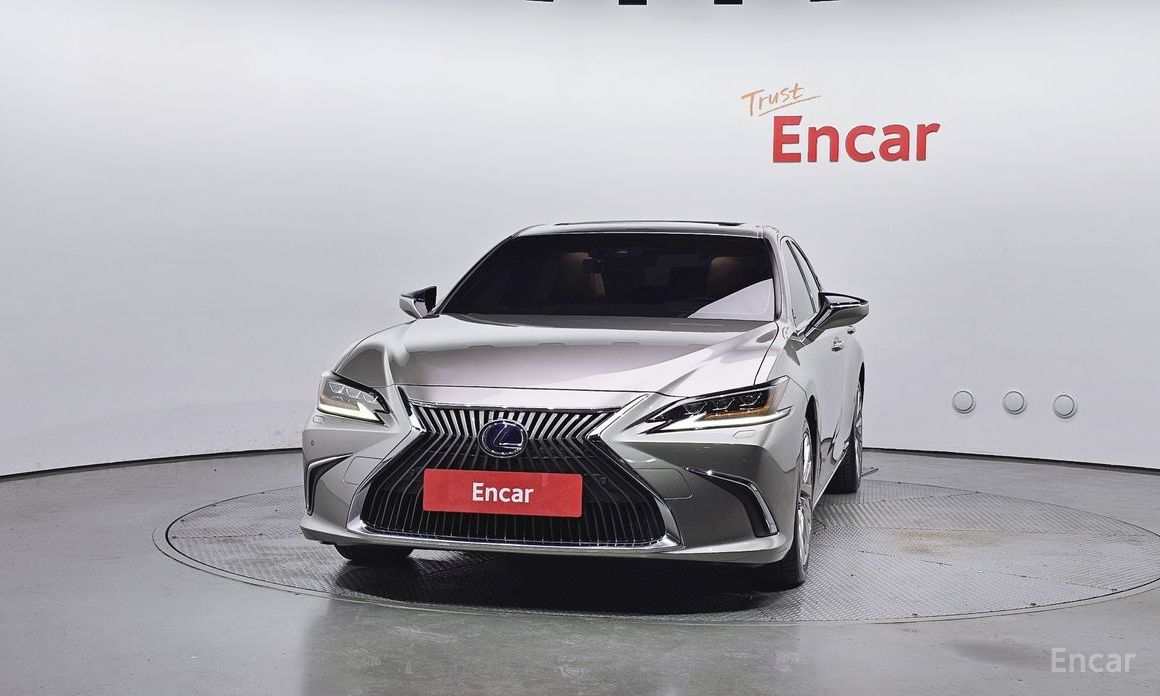 Lexus ES300h 7th Generation Executive №4