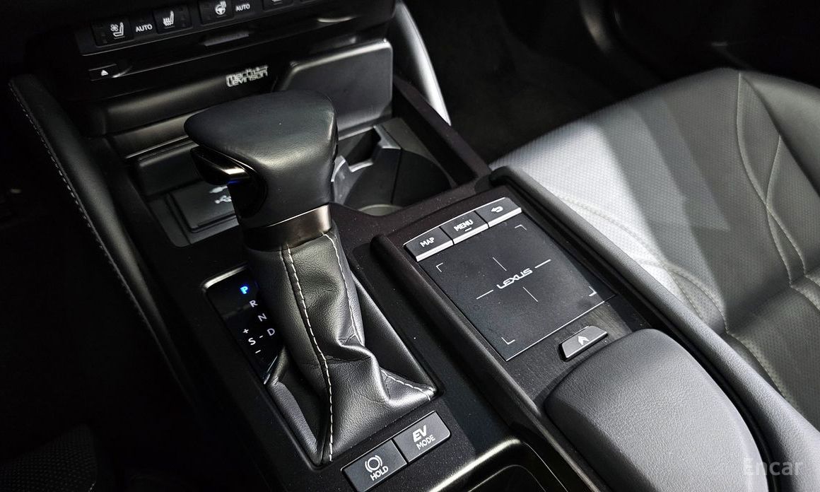 Lexus ES300h 7th Generation Executive №10