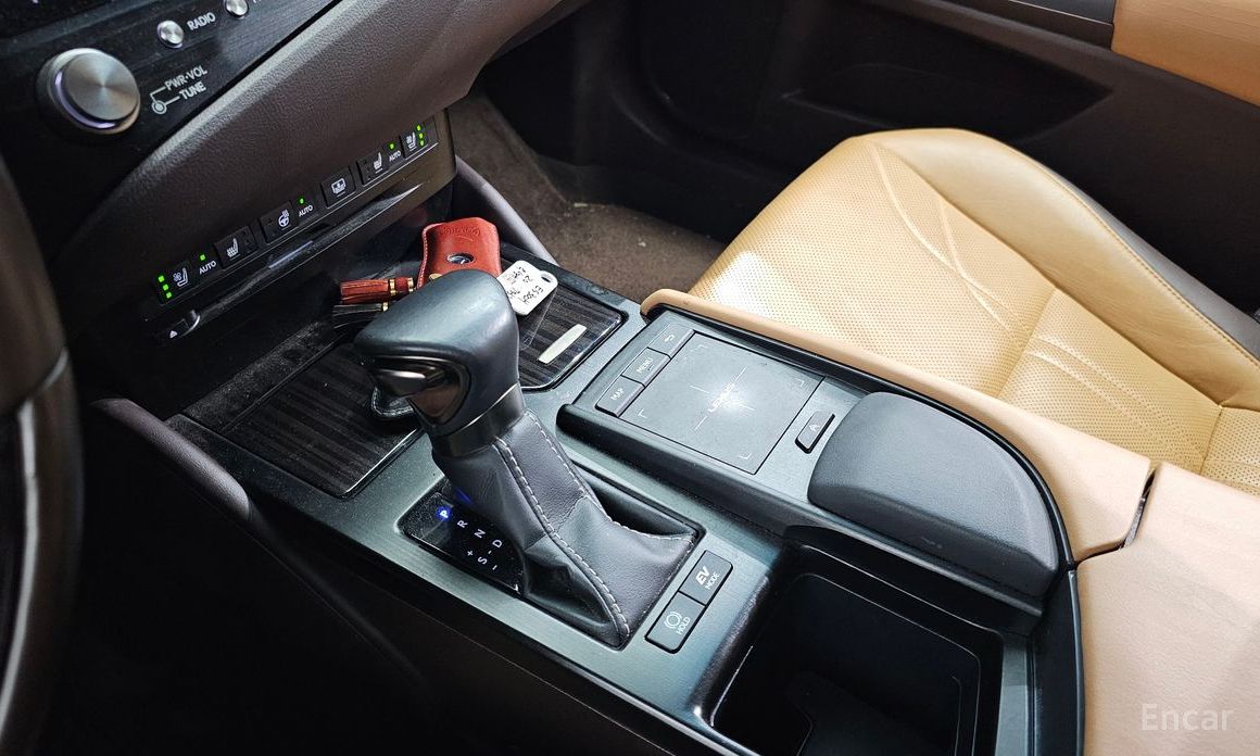 Lexus ES300h 7th Generation Luxury Plus №10
