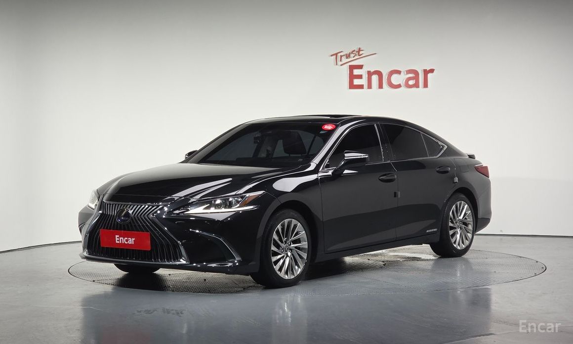 ES300h 7th Generation Luxury Plus 2