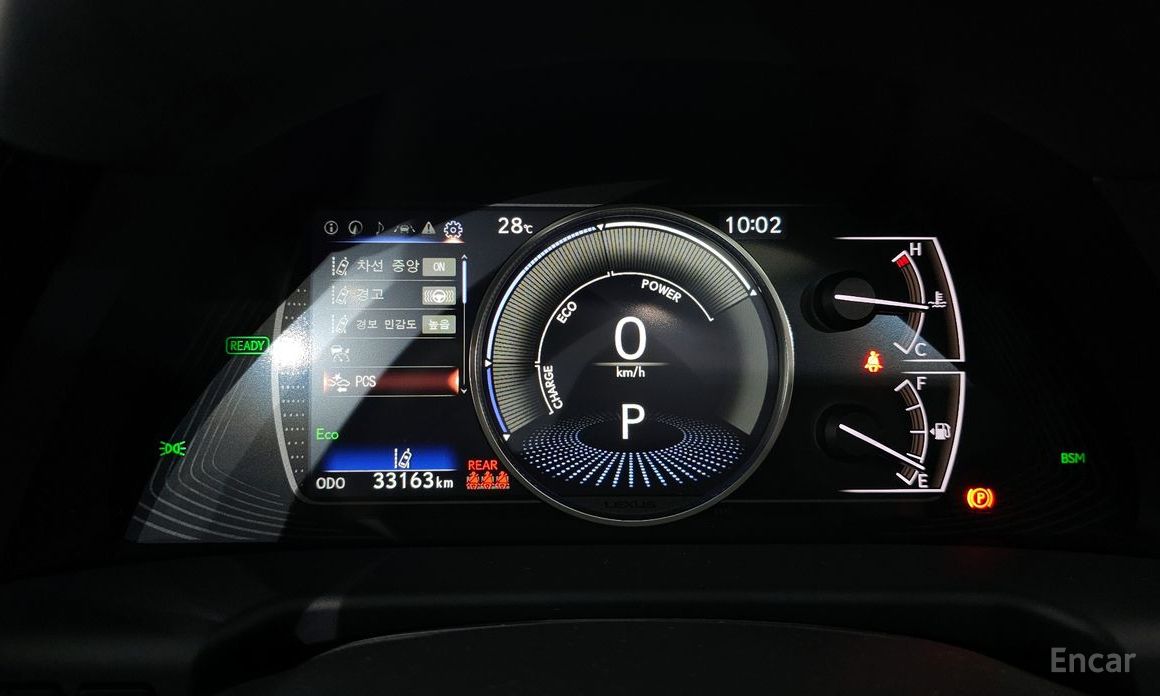 ES300h 7th Generation Luxury Plus 9
